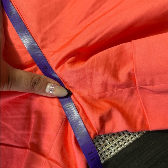 Express Women's Vibrant Coral Shorts Size 4 - Picture 3 of 7